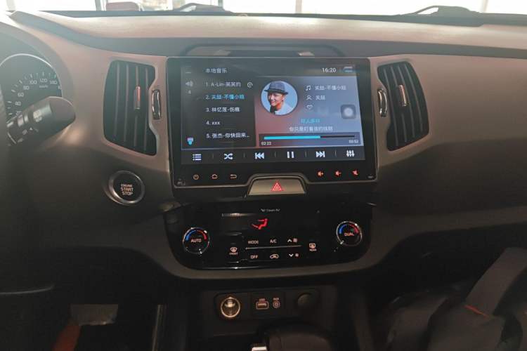 Used Kia Sportage R 2016 2.0L Automatic Two-Wheel Drive DLX Audio And AC Panel