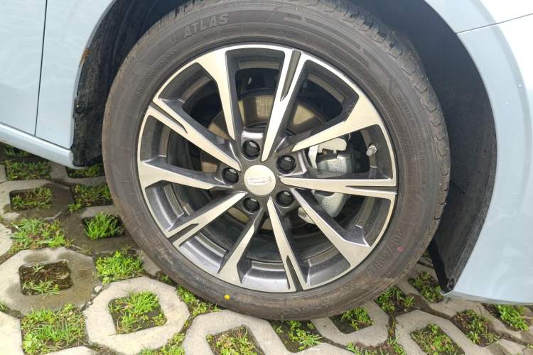 Used Geely Auto Emgrand 2025 4th Generation 1.5L CVT Luxury Version