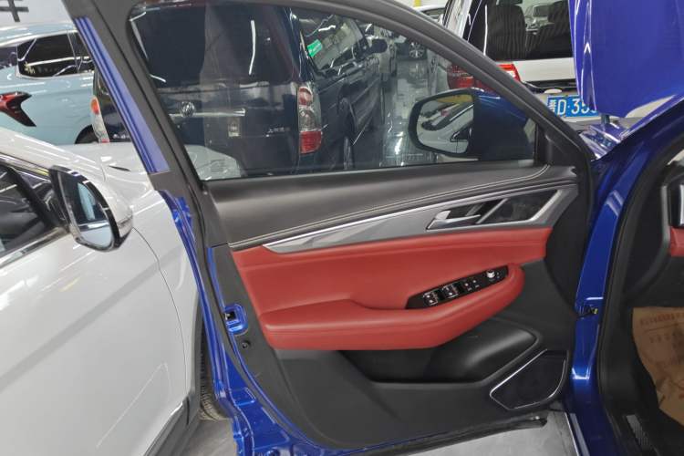 Used Changan CS85 COUPE 2021 1.5T DCT Elite Edition
