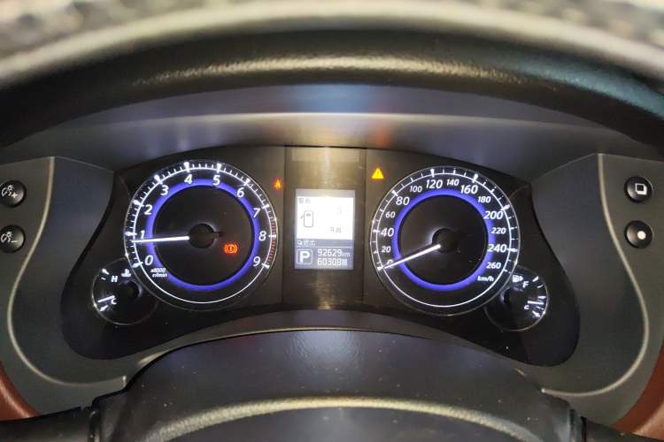 Used Infiniti QX50 2015 2.5L Luxury Edition Instrument Cluster