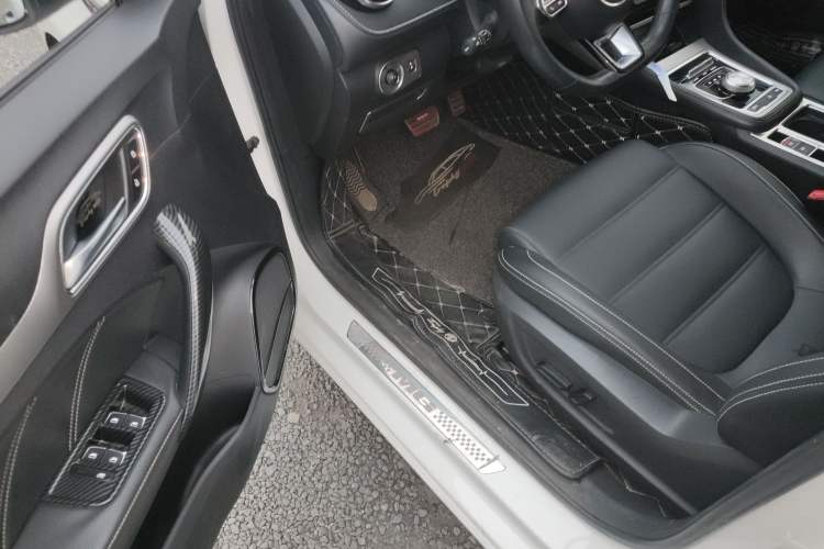 Used MG 6 New Energy 2018 45T E-DRIVE Intelligent Drive Hybrid PILOT Super Internet Edition
