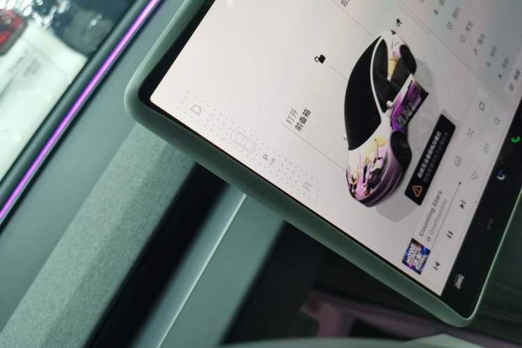 Used Tesla Model 3 2023 Rear-Wheel-Drive Version
