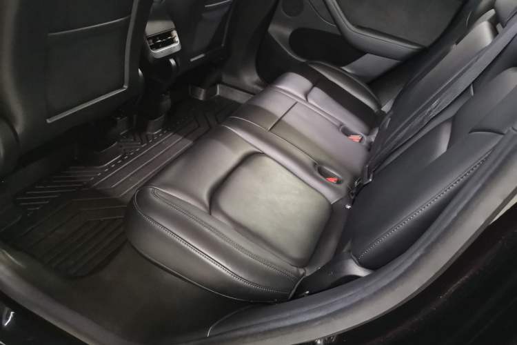 Used Tesla Model Y 2022 Rear-Wheel-Drive Version
