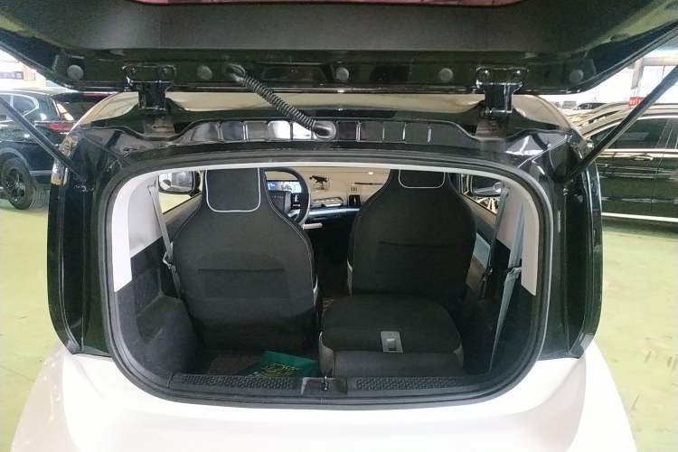 Used Baojun E300 2020 Star Travel Edition