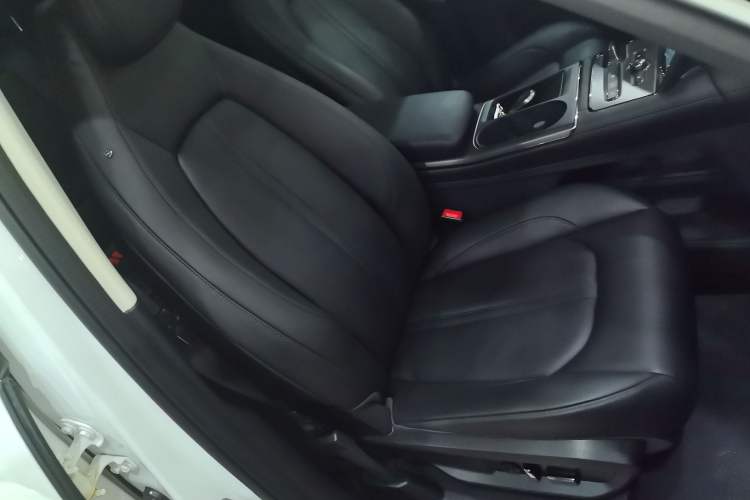 Used Nio ES6 2020 420 km Sport Edition Right Front Seat