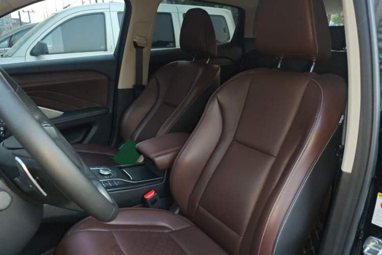 Used Wey VV6 2021 2.0T Two-Wheel Drive Smart Plus
