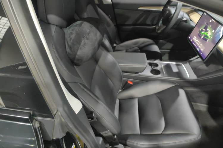 Used Tesla Model 3 2022 Rear-Wheel-Drive Version
