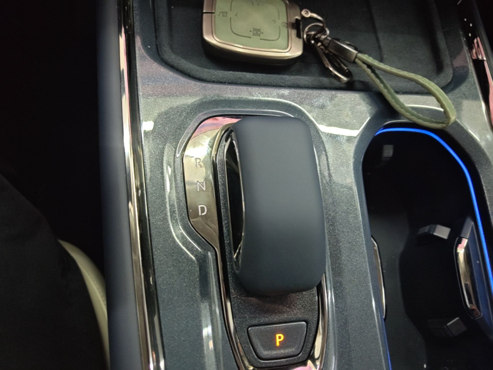 Zeekr 009 2024 GAC Trumpchi Heritage Edition — снимка 16
