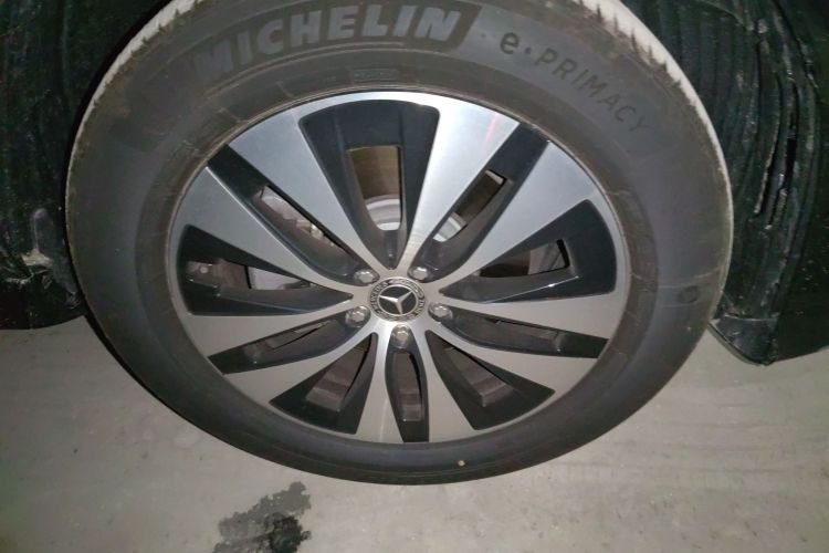 Used Mercedes-Benz GLE 2025-Year Restyled GLE 350 4MATIC Dynamic Edition Right Front Wheel Hub