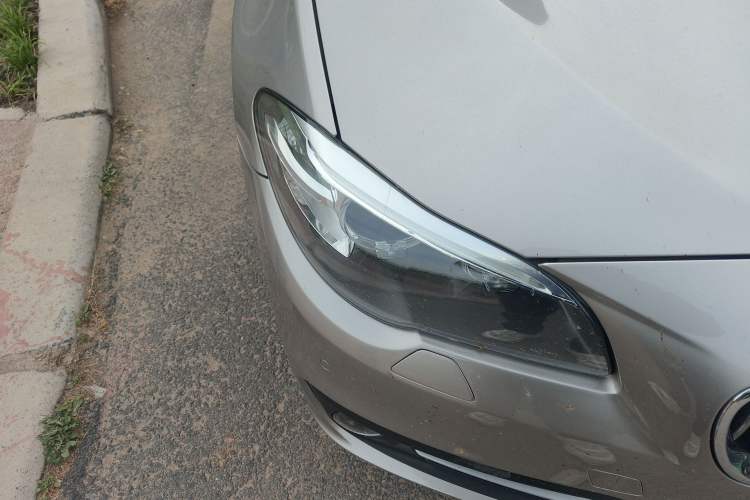 Used BMW 5 Series 2014 525Li Leading Model
