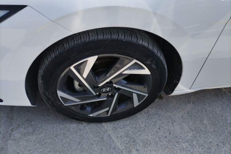 Used Hyundai Elantra 2023 1.5L CVT GLX Elite Edition Left Front Wheel Hub