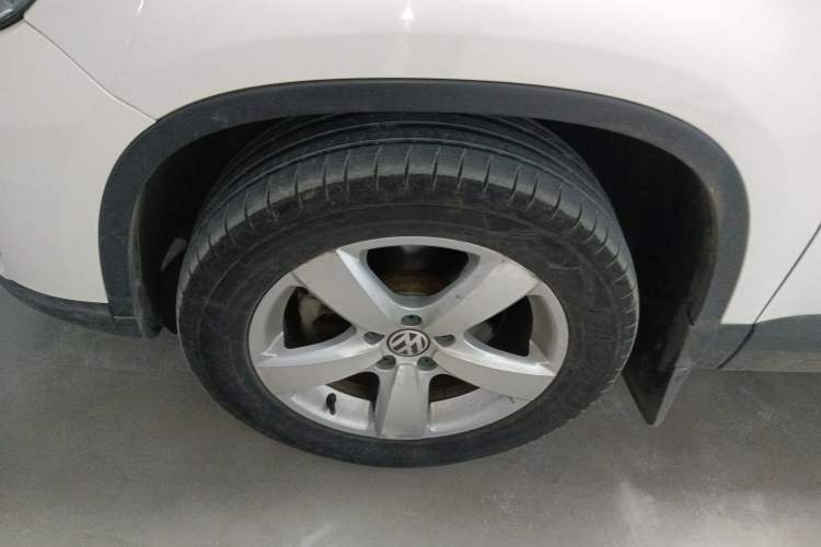 Used Volkswagen Tiguan L 2013 1.8 TSI Automatic Two-Wheel Drive Comfort Edition