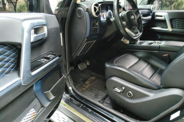 Used BAIC Off-Road BJ40 2018 PLUS 2.3T Automatic Four-Wheel Drive Flagship Version China V Emission Standard