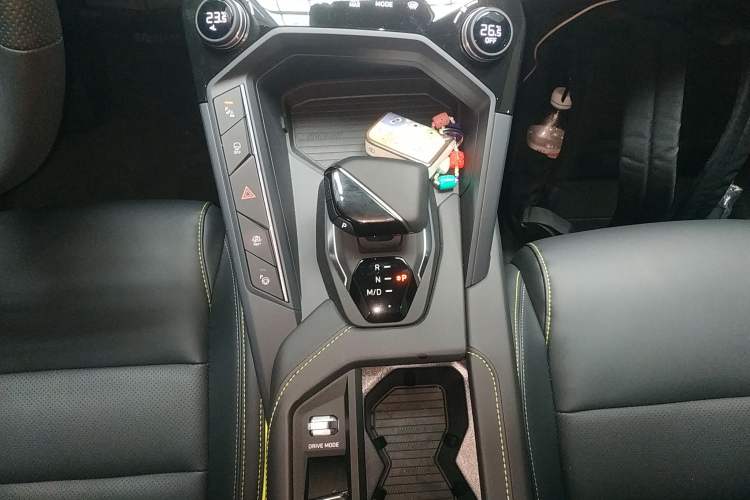 Used Lynk & Co 06 2023 Remix 1.5T Dynamic Halo
