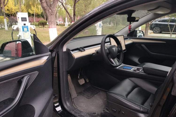 Used Tesla Model Y 2022 Revised Version Rear-Wheel Drive Driver Seat