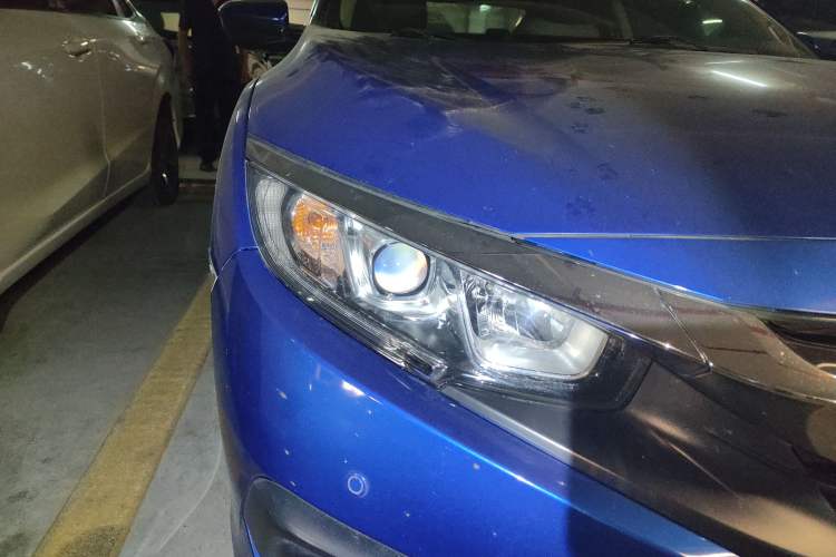 Used Honda Civic 2016 220TURBO CVT Luxury Edition
