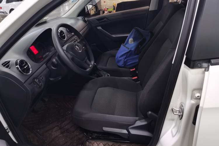 Used Volkswagen Jetta 2017 1.5L Automatic Fashion Model
