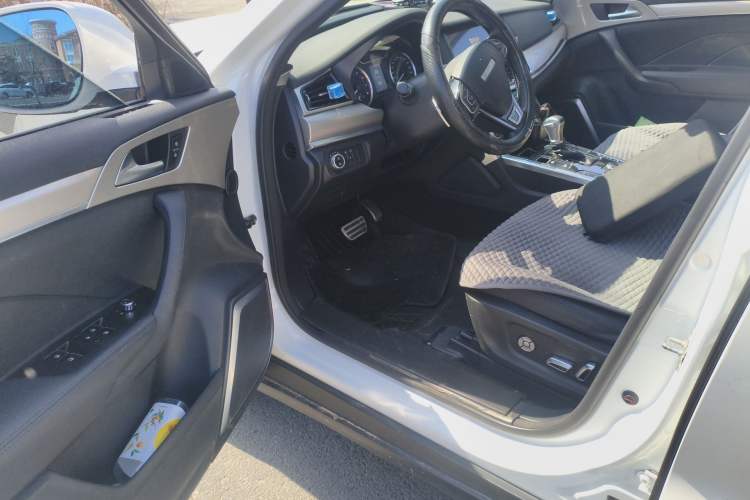 Used Haval H7 2017 Red-Label H7 2.0T Automatic Luxury Model
