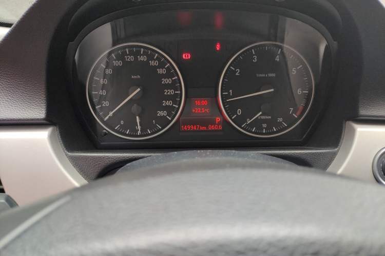 Used BMW 3 Series 2010 318i Leading Model
