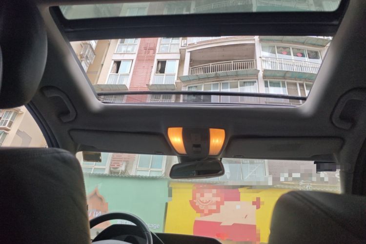 Used Mercedes-Benz E-Class 2010 E 300 L Fashion Model