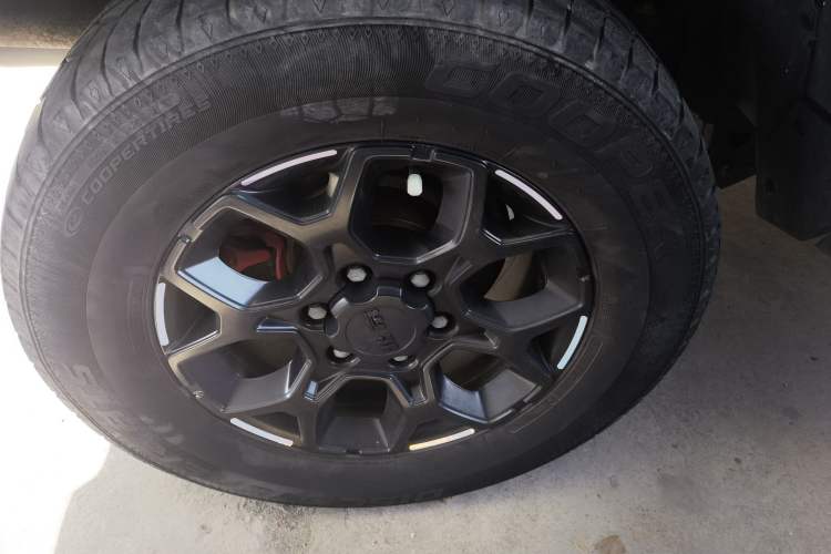 Used BAIC Off-Road BJ40 2021 2.0D Automatic Four-Wheel Drive Blade Hero Edition Adventurer Model (with Front and Rear Electronic Locks)