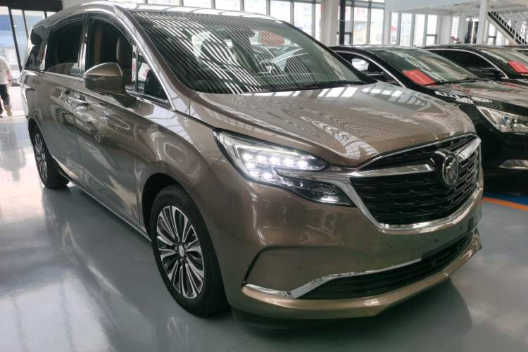 Used Buick GL8 2021 ES Landtrek 653T Luxury Model
