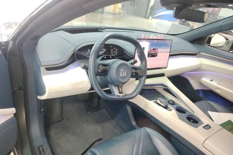 Used Zeekr 001 2024 WE Edition 95 kWh All-Wheel Drive Steering Wheel