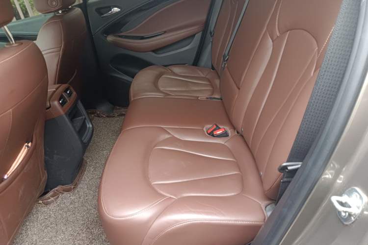 Used Buick Envision 2018 20T Two-Wheel Drive Luxury Model
