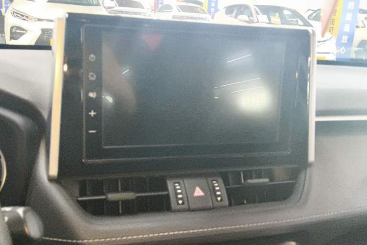 Used Toyota RAV4 2020 2.0L CVT Two-Wheel Drive Fashion Edition