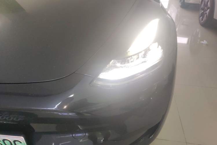 Used Tesla Model Y 2024 Rear-Wheel-Drive Version
