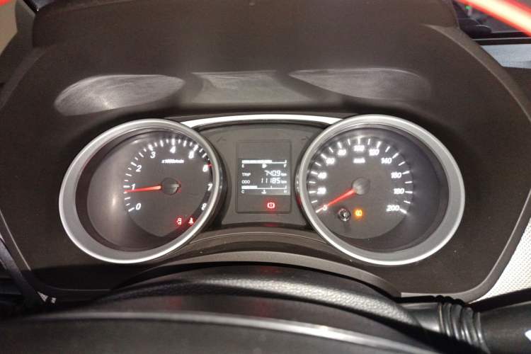 Used Wuling Hongguang 2019 1.5L S Comfort Edition China VI LAR Instrument Cluster