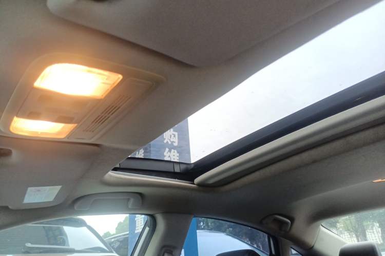 Used Honda Civic 2016 220TURBO CVT Prestige Edition
