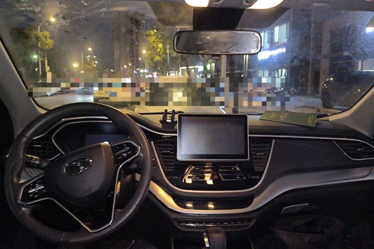 Used Soueast DX7 2018 Prime 1.8T DCT Luxury Model China V Standard Center Console