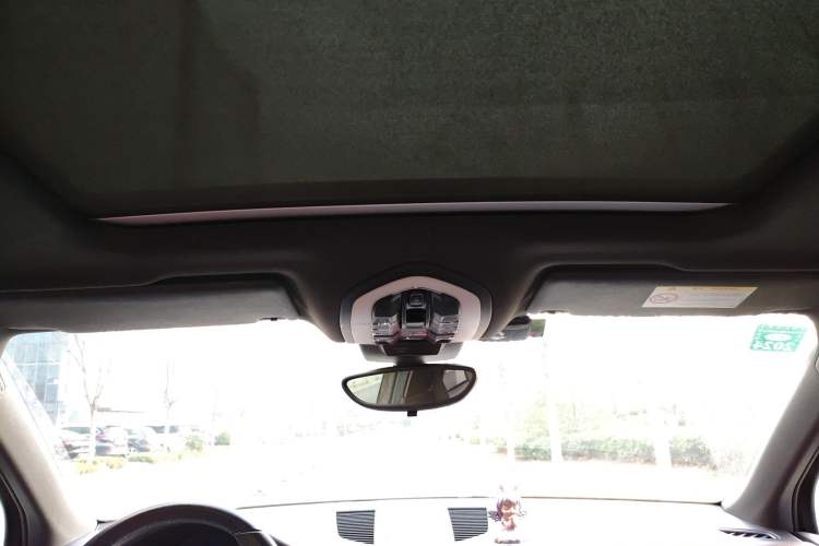 Used Porsche Macan 2017 Macan 2.0T
