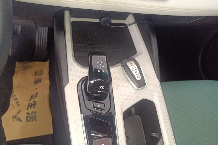 Used Geely Auto Emgrand L HiP 2022 1.5TD-DHT Pro 100KM Super Clean