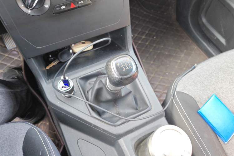 Used Wuling Hongguang PLUS 2019 1.5T Manual Standard Version 7 Seats