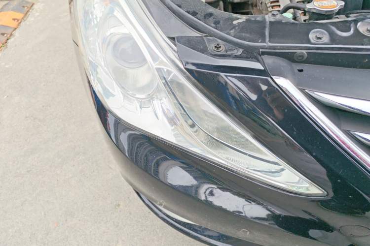 Used Hyundai Sonata 2013 2.0L Automatic Leading Edition Right Front Headlight