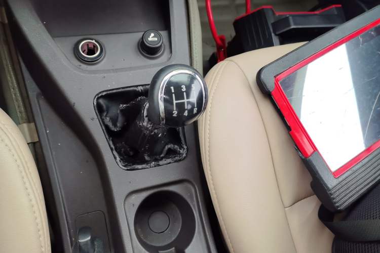 Used Wuling Hongguang 2014 1.5L S Standard Version