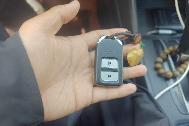 Used Honda Jade 2017 1.8L automatic Comfort version 5 seats
