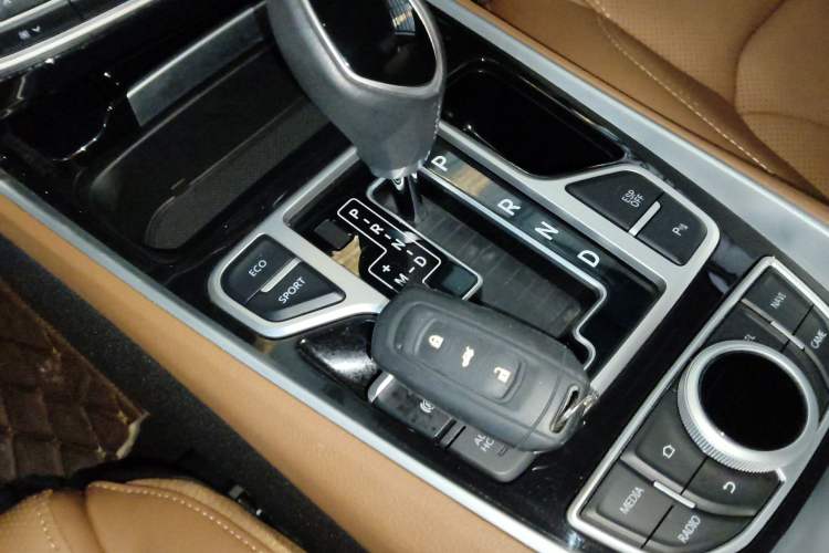 Used Geely Auto Emgrand GT 2017 1.8T Flagship Model
