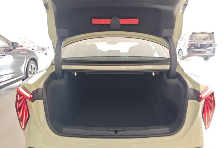 Used Hongqi EH7 2024 690 Pro