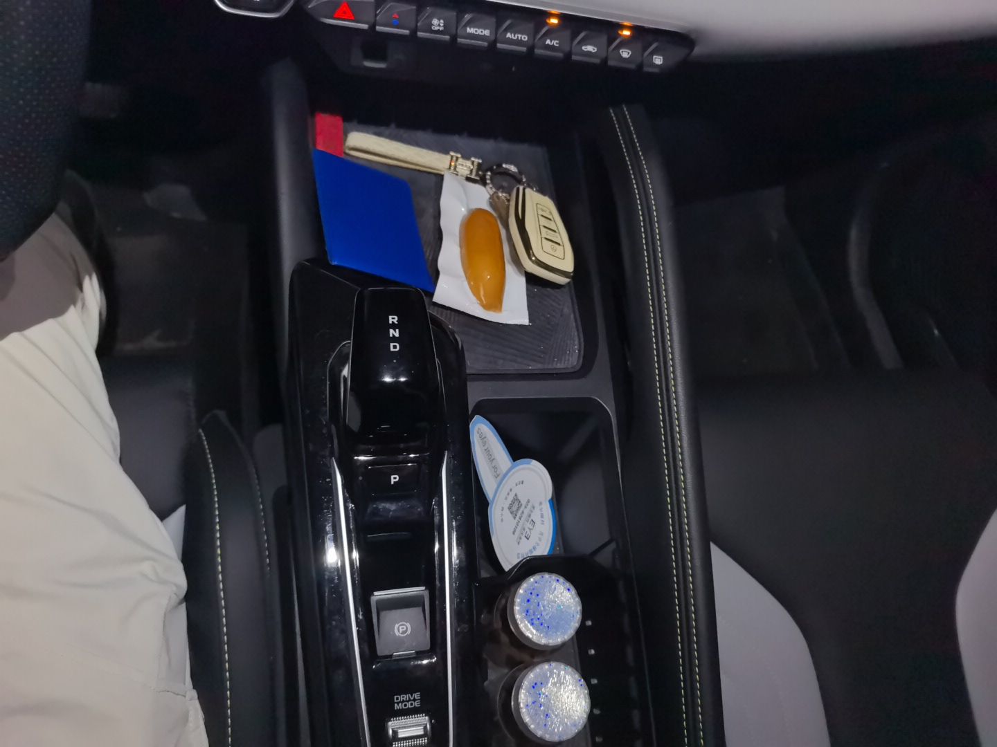 Geely Auto Coolray 2022 Bin Yue COOL 1.5TD DCT Ignite Edition — снимка 14