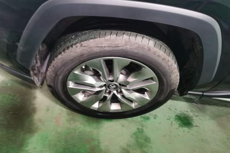 Used Toyota Wildlander 2022 2.0L CVT Two-Wheel Drive Luxury PLUS Edition
