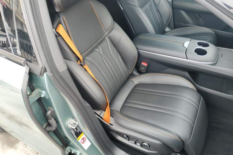 Used Deepal S07 2024 520Max Pure Electric Version Right Front Seat