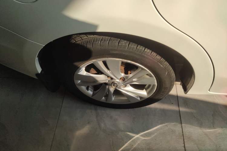 Used GAC Trumpchi GA3 2013 1.6L Automatic Luxury ESP Version
