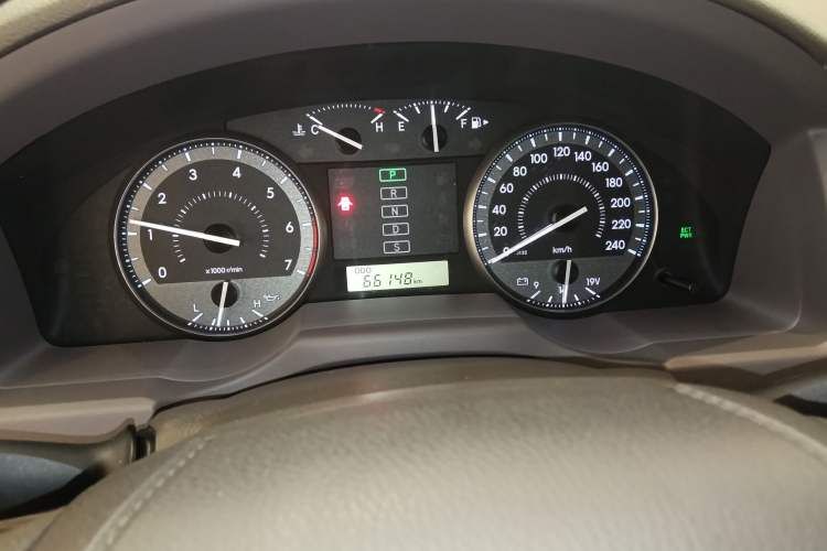Used Toyota Land Cruiser  Instrument Cluster