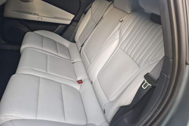 Used Lynk & Co Z10 2025 95 kWh 702 km All-Wheel Drive Intelligent Driving Ultra