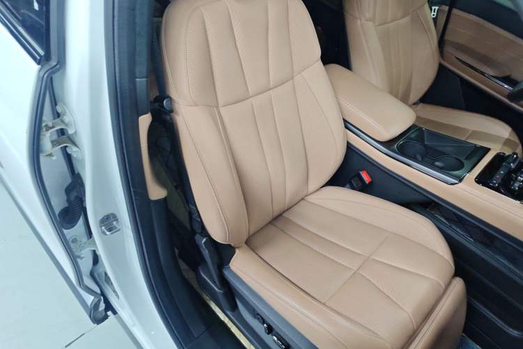 Used Nio ES8 2020 415 km Range 6-Seater Version