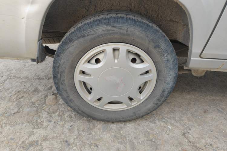 Used Wuling Zhiguang 2015 1.2L Practical LS-I Model