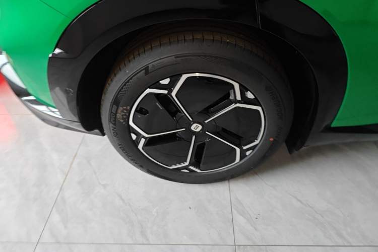 Used Xiaomi Auto YU7 2025 Ultra-Long Range Rear-Wheel Drive Version